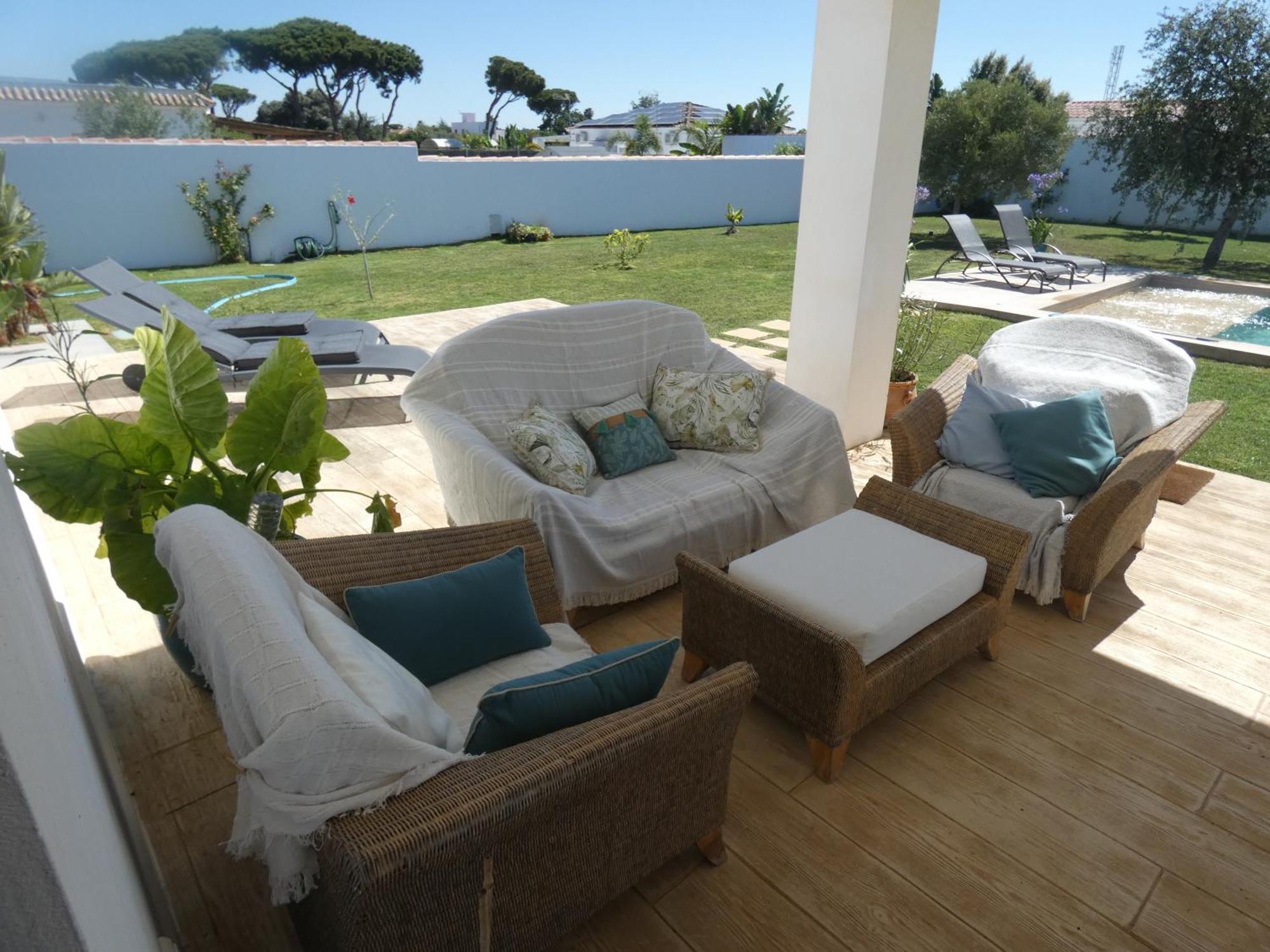 Villa Olivia Con Piscina, Jardin Y Parking Chiclana de la Frontera Luaran gambar